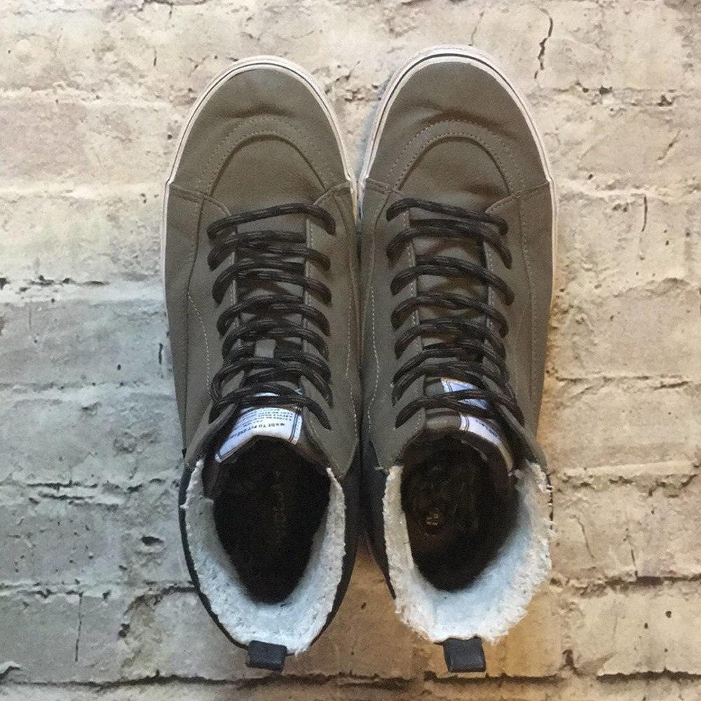 Men’s Casual/Semi-Casual High Tops!